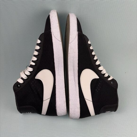 Nike Blazer Mid Sneaker Women’s Size 8 Mesh Black White Sneakers 579956-002 - Picture 5 of 10